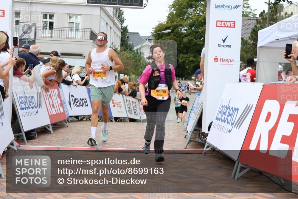 31.08.2025 - 21. Blankeneser Heldenlauf Strokosch-Dieckow http://msf.ph/oto/8699163 31.08.2025 12:46:00 Ziel 5119, 5333 meine-sportfotos.de
