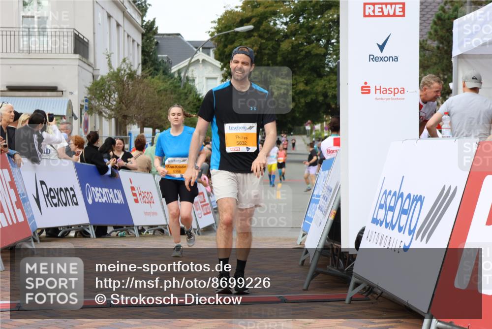 31.08.2025 - 21. Blankeneser Heldenlauf Strokosch-Dieckow http://msf.ph/oto/8699226 31.08.2025 12:57:51 Ziel 5832, 5358 meine-sportfotos.de
