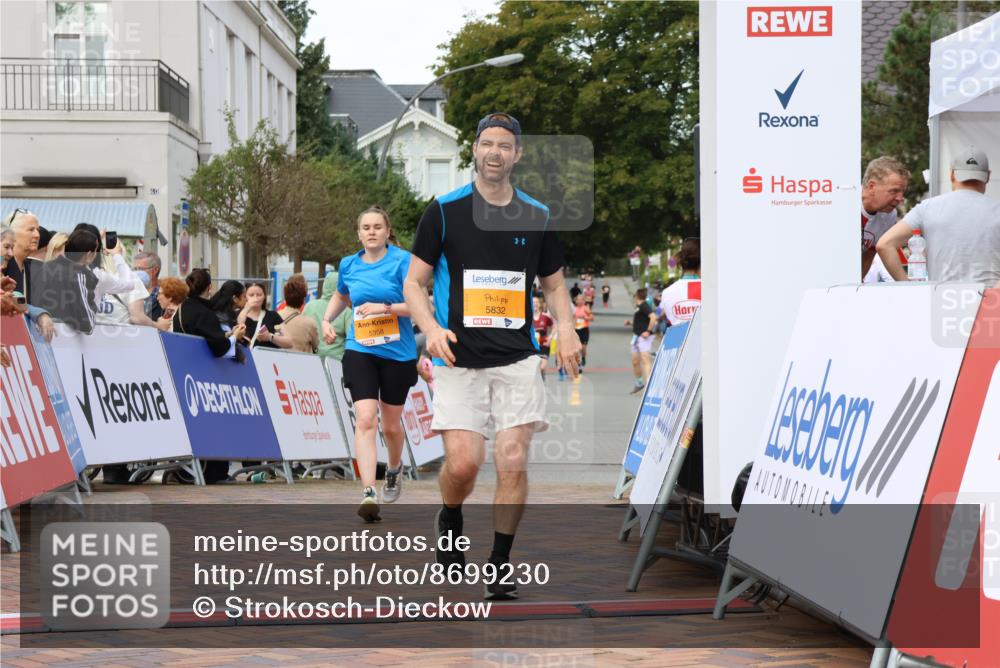 31.08.2025 - 21. Blankeneser Heldenlauf Strokosch-Dieckow http://msf.ph/oto/8699230 31.08.2025 12:57:51 Ziel 5832, 5358 meine-sportfotos.de