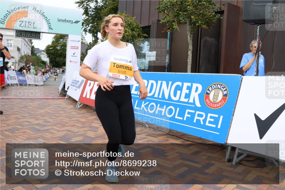 31.08.2025 - 21. Blankeneser Heldenlauf Strokosch-Dieckow http://msf.ph/oto/8699238 31.08.2025 12:57:40 Ziel 5120 meine-sportfotos.de