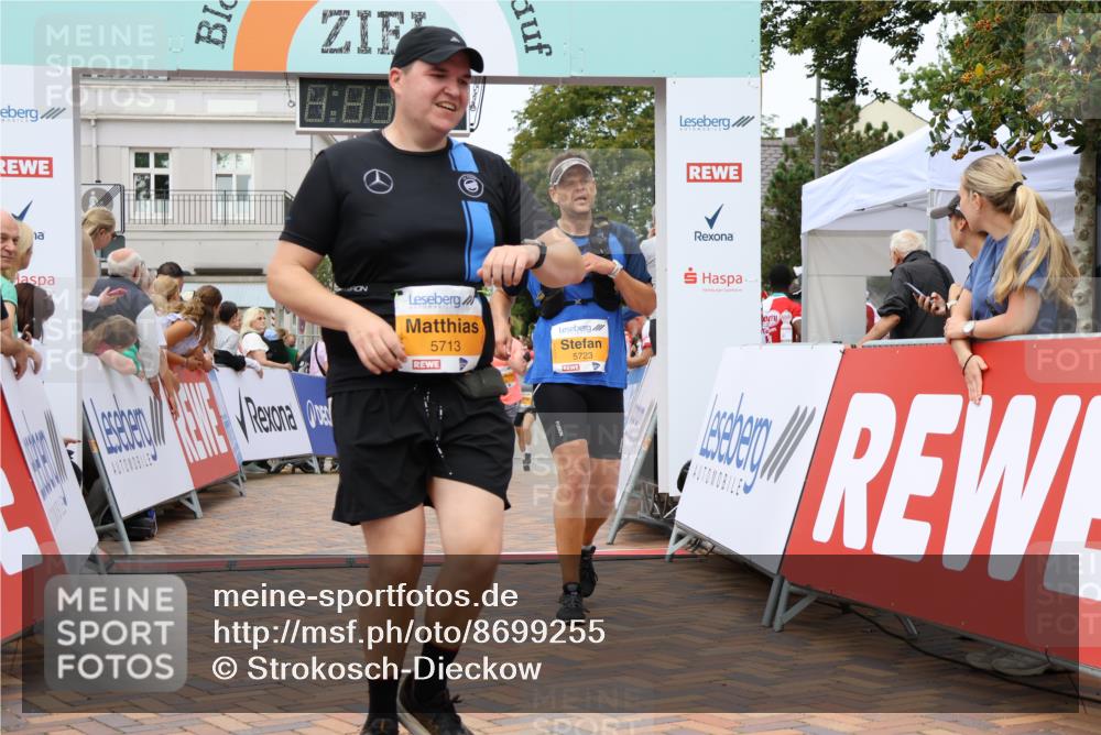 31.08.2025 - 21. Blankeneser Heldenlauf Strokosch-Dieckow http://msf.ph/oto/8699255 31.08.2025 12:45:32 Ziel 5723, 5200, 5164, 5713, 5286, 5525 meine-sportfotos.de