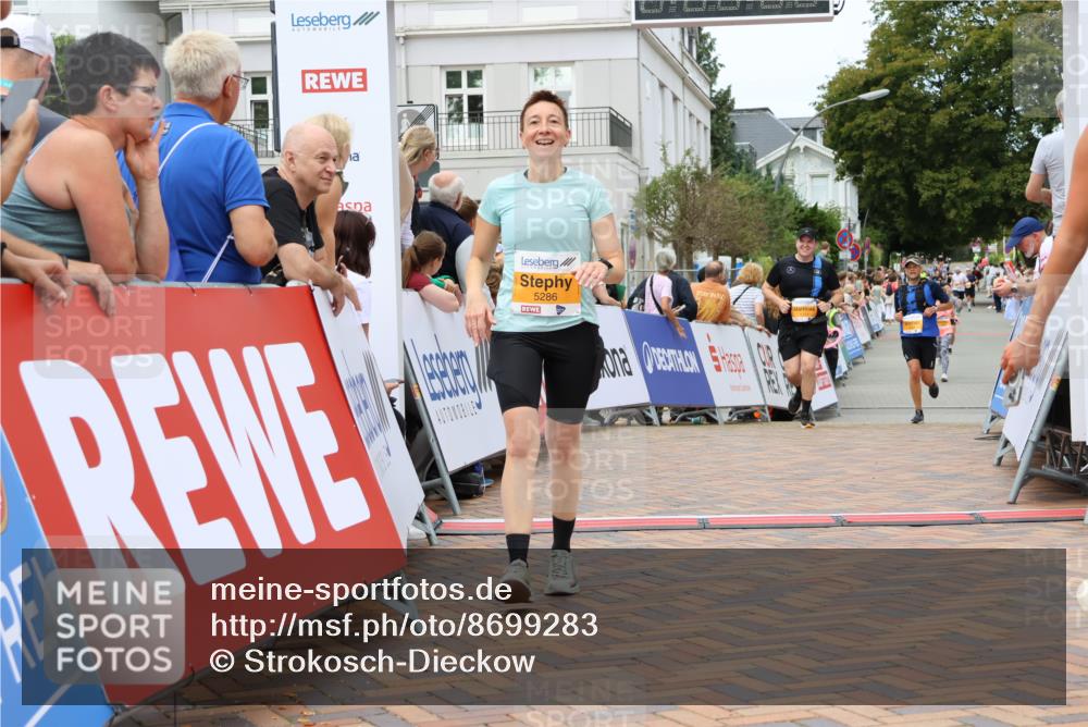 31.08.2025 - 21. Blankeneser Heldenlauf Strokosch-Dieckow http://msf.ph/oto/8699283 31.08.2025 12:45:26 Ziel 5164, 5713, 5724, 5286 meine-sportfotos.de
