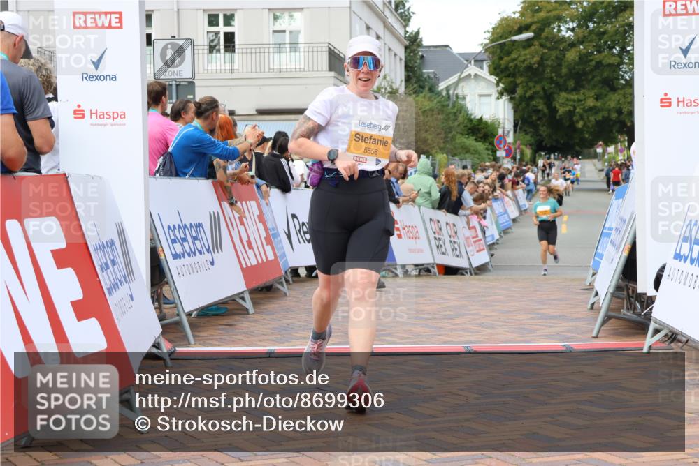 31.08.2025 - 21. Blankeneser Heldenlauf Strokosch-Dieckow http://msf.ph/oto/8699306 31.08.2025 12:57:24 Ziel 5558, 4052 meine-sportfotos.de