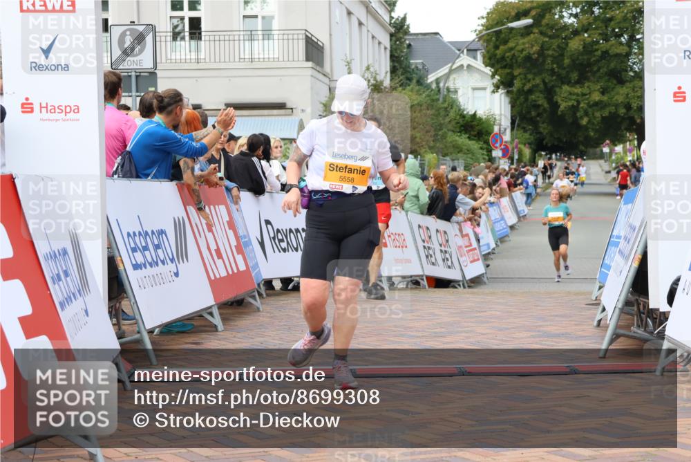 31.08.2025 - 21. Blankeneser Heldenlauf Strokosch-Dieckow http://msf.ph/oto/8699308 31.08.2025 12:57:24 Ziel 5558, 4052 meine-sportfotos.de