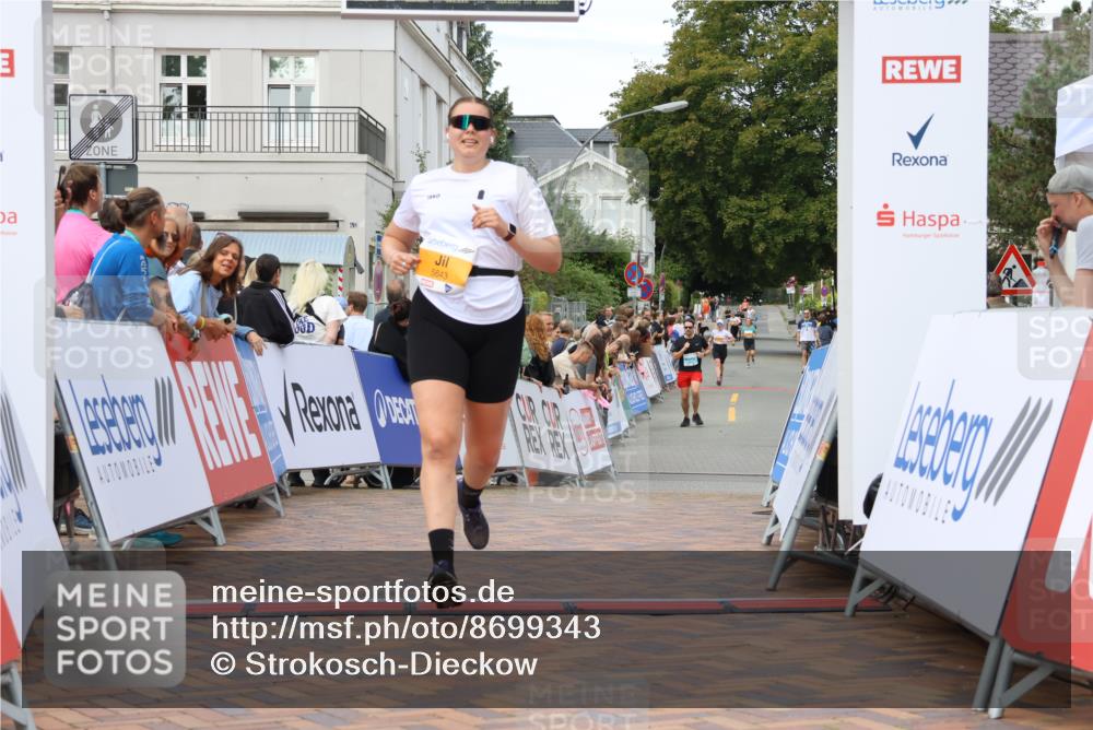 31.08.2025 - 21. Blankeneser Heldenlauf Strokosch-Dieckow http://msf.ph/oto/8699343 31.08.2025 12:57:08 Ziel 5643 meine-sportfotos.de