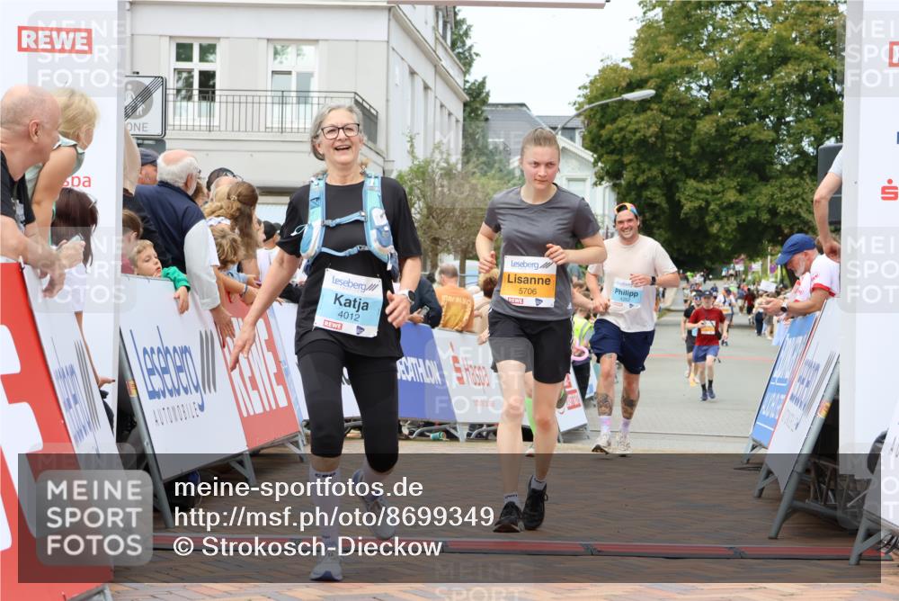 31.08.2025 - 21. Blankeneser Heldenlauf Strokosch-Dieckow http://msf.ph/oto/8699349 31.08.2025 12:44:48 Ziel 5706, 5053, 4262, 4263, 4087, 4088, 4012 meine-sportfotos.de