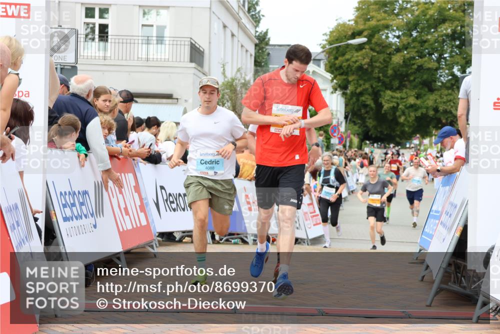 31.08.2025 - 21. Blankeneser Heldenlauf Strokosch-Dieckow http://msf.ph/oto/8699370 31.08.2025 12:44:43 Ziel 5300, 5053, 4087, 4088, 4012 meine-sportfotos.de