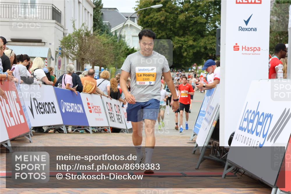 31.08.2025 - 21. Blankeneser Heldenlauf Strokosch-Dieckow http://msf.ph/oto/8699383 31.08.2025 12:44:38 Ziel 5300 meine-sportfotos.de