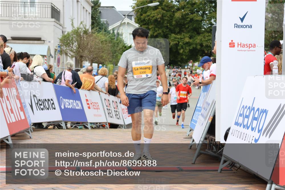 31.08.2025 - 21. Blankeneser Heldenlauf Strokosch-Dieckow http://msf.ph/oto/8699388 31.08.2025 12:44:37 Ziel 5300 meine-sportfotos.de