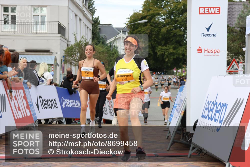 31.08.2025 - 21. Blankeneser Heldenlauf Strokosch-Dieckow http://msf.ph/oto/8699458 31.08.2025 12:56:34 Ziel 5052, 5484, 5485, 5014, 5702 meine-sportfotos.de