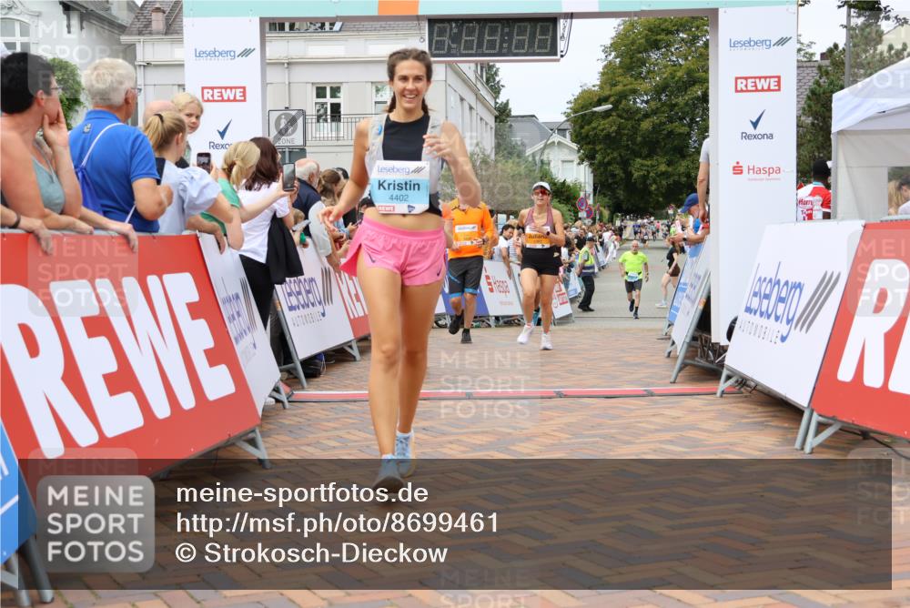 31.08.2025 - 21. Blankeneser Heldenlauf Strokosch-Dieckow http://msf.ph/oto/8699461 31.08.2025 12:43:48 Ziel 5519, 5826, 5363, 5332, 5583, 5491, 4402 meine-sportfotos.de