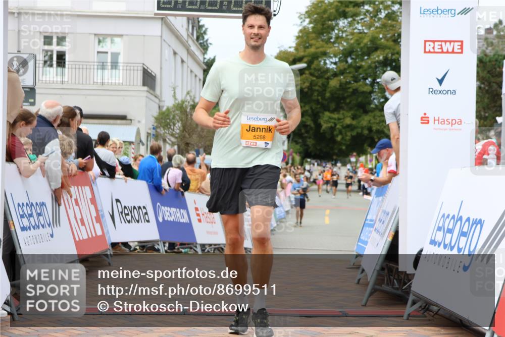 31.08.2025 - 21. Blankeneser Heldenlauf Strokosch-Dieckow http://msf.ph/oto/8699511 31.08.2025 12:43:21 Ziel 5288 meine-sportfotos.de