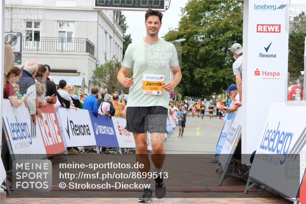 31.08.2025 - 21. Blankeneser Heldenlauf Strokosch-Dieckow http://msf.ph/oto/8699513 31.08.2025 12:43:21 Ziel 5288 meine-sportfotos.de