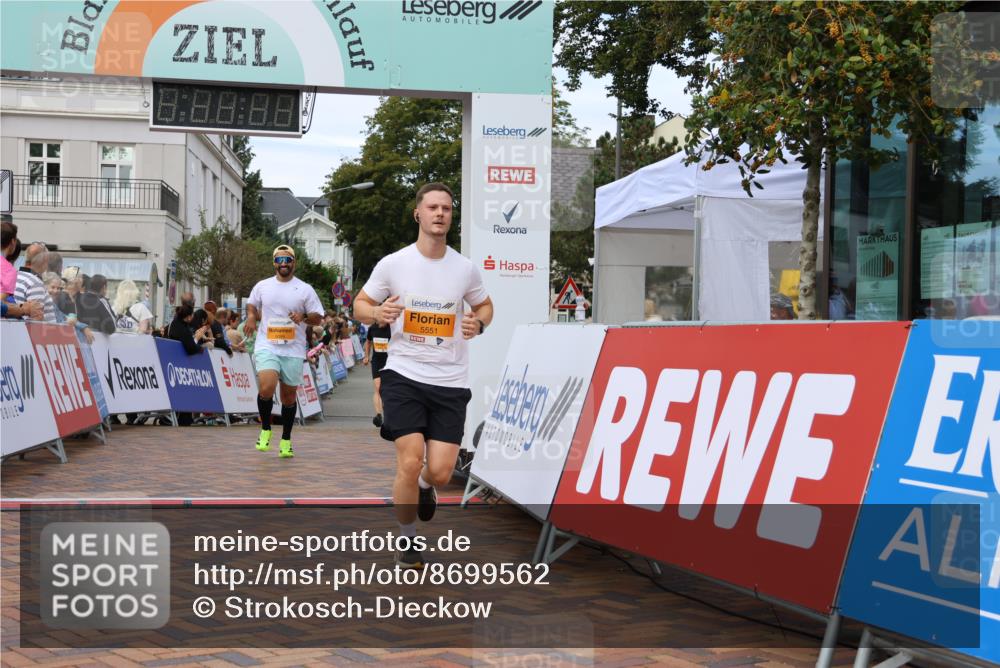 31.08.2025 - 21. Blankeneser Heldenlauf Strokosch-Dieckow http://msf.ph/oto/8699562 31.08.2025 12:56:17 Ziel 5099, 5551 meine-sportfotos.de