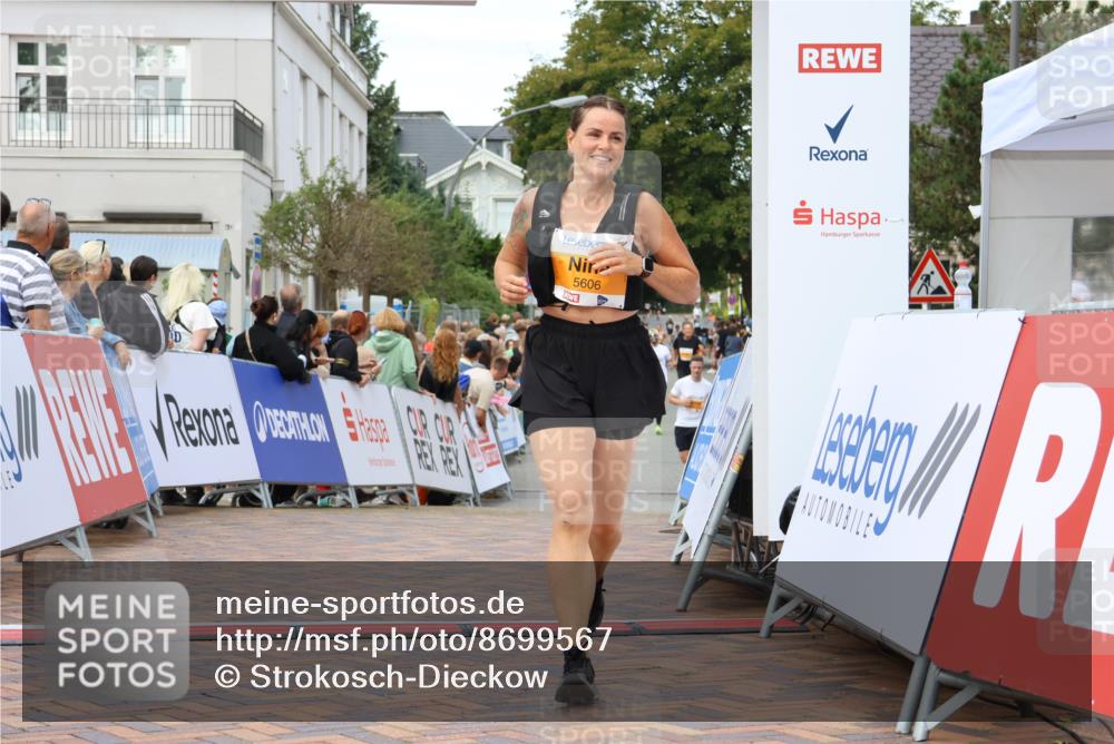 31.08.2025 - 21. Blankeneser Heldenlauf Strokosch-Dieckow http://msf.ph/oto/8699567 31.08.2025 12:56:09 Ziel 5606 meine-sportfotos.de