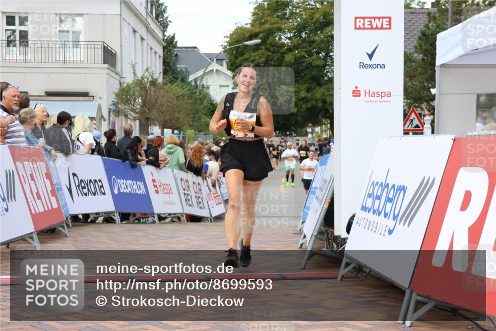 31.08.2025 - 21. Blankeneser Heldenlauf Strokosch-Dieckow http://msf.ph/oto/8699593 31.08.2025 12:56:08 Ziel 5606 meine-sportfotos.de