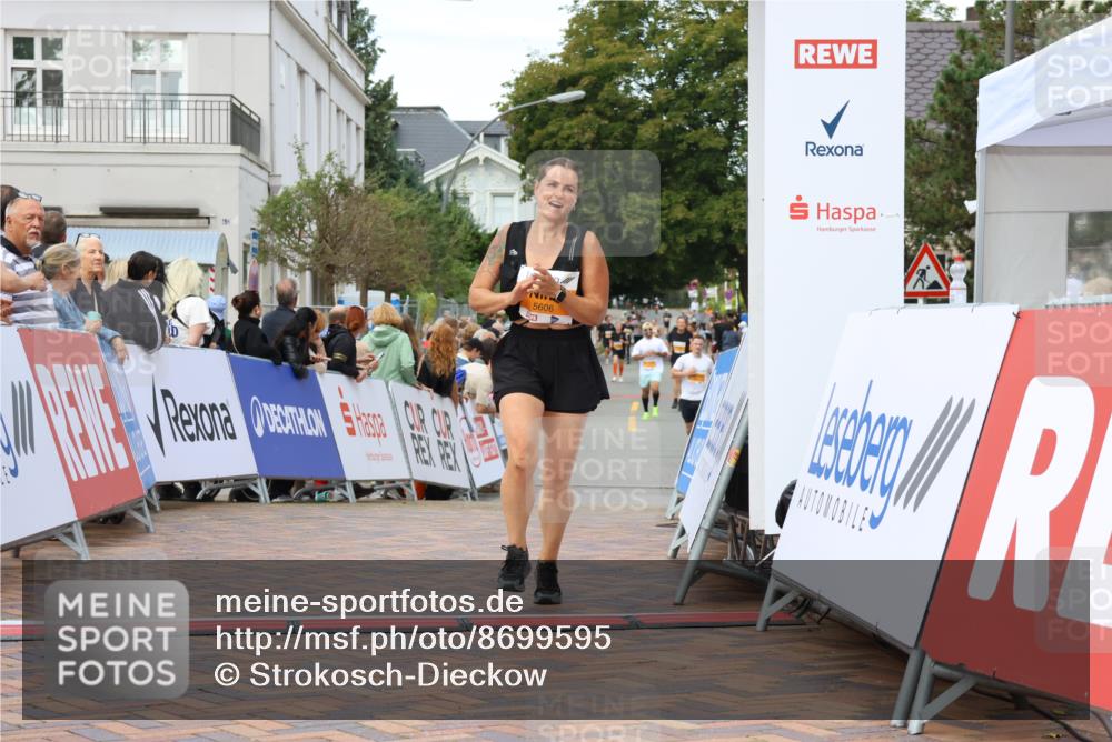 31.08.2025 - 21. Blankeneser Heldenlauf Strokosch-Dieckow http://msf.ph/oto/8699595 31.08.2025 12:56:08 Ziel 5606 meine-sportfotos.de