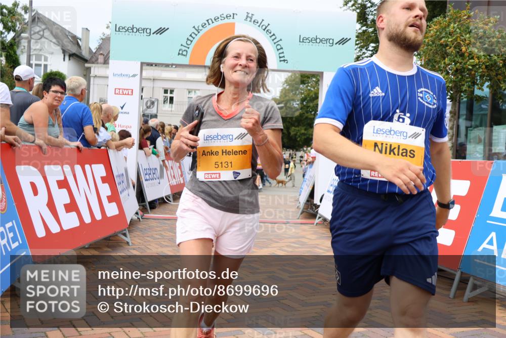 31.08.2025 - 21. Blankeneser Heldenlauf Strokosch-Dieckow http://msf.ph/oto/8699696 31.08.2025 12:42:11 Ziel 5131, 5755, 5451, 5194, 5312, 4148 meine-sportfotos.de