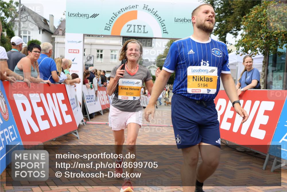 31.08.2025 - 21. Blankeneser Heldenlauf Strokosch-Dieckow http://msf.ph/oto/8699705 31.08.2025 12:42:11 Ziel 5131, 5755, 5451, 5194, 5312, 4148 meine-sportfotos.de