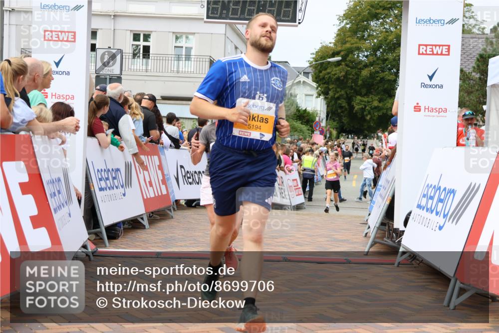 31.08.2025 - 21. Blankeneser Heldenlauf Strokosch-Dieckow http://msf.ph/oto/8699706 31.08.2025 12:42:09 Ziel 5131, 5755, 5451, 5194, 5312, 4148 meine-sportfotos.de