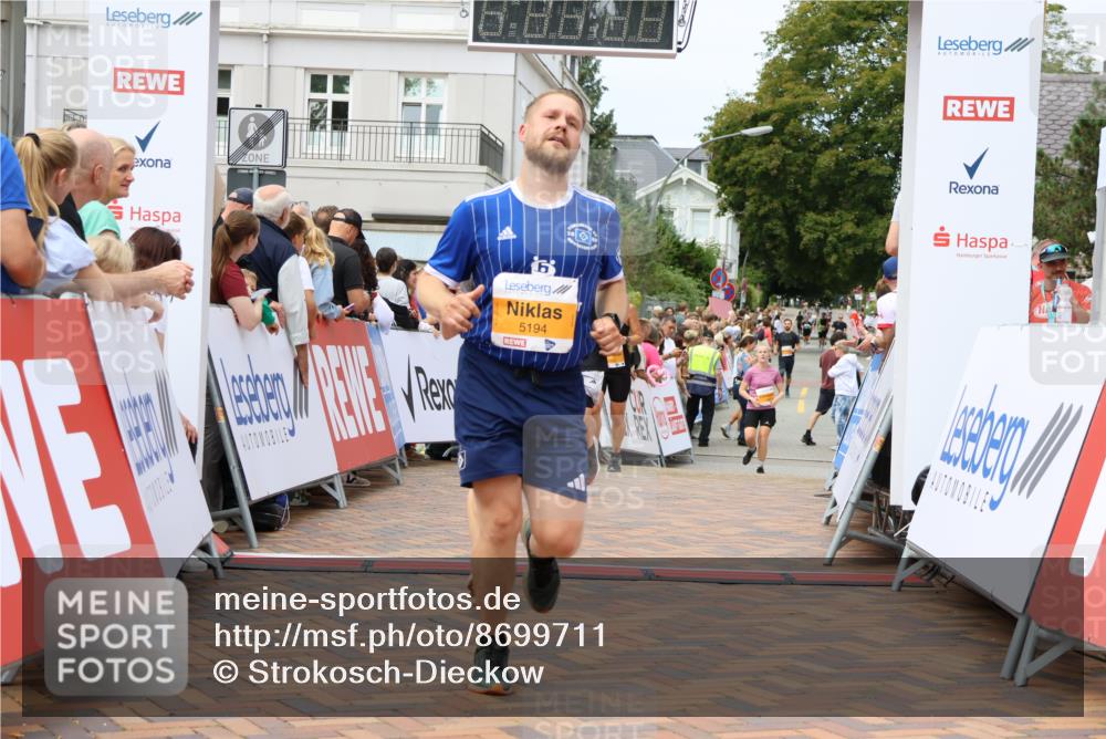 31.08.2025 - 21. Blankeneser Heldenlauf Strokosch-Dieckow http://msf.ph/oto/8699711 31.08.2025 12:42:09 Ziel 5131, 5755, 5451, 5194, 5312, 4148 meine-sportfotos.de