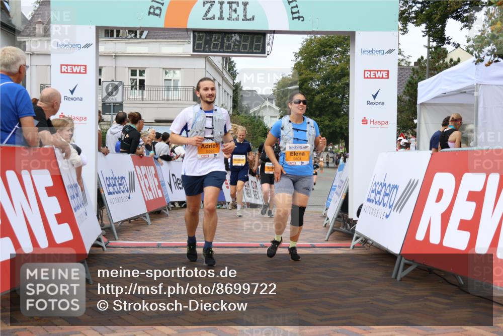 31.08.2025 - 21. Blankeneser Heldenlauf Strokosch-Dieckow http://msf.ph/oto/8699722 31.08.2025 12:55:22 Ziel 5047, 5048, 5793, 5599, 5604 meine-sportfotos.de
