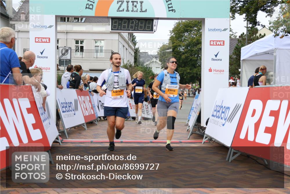 31.08.2025 - 21. Blankeneser Heldenlauf Strokosch-Dieckow http://msf.ph/oto/8699727 31.08.2025 12:55:22 Ziel 5047, 5048, 5793, 5599, 5604 meine-sportfotos.de