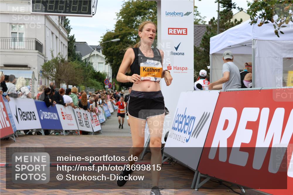 31.08.2025 - 21. Blankeneser Heldenlauf Strokosch-Dieckow http://msf.ph/oto/8699815 31.08.2025 12:54:49 Ziel 5342 meine-sportfotos.de