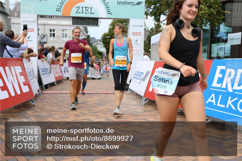 31.08.2025 - 21. Blankeneser Heldenlauf Strokosch-Dieckow http://msf.ph/oto/8699927 31.08.2025 12:41:03 Ziel 5362, 5360, 5616, 5677, 5678, 4011, 4028 meine-sportfotos.de