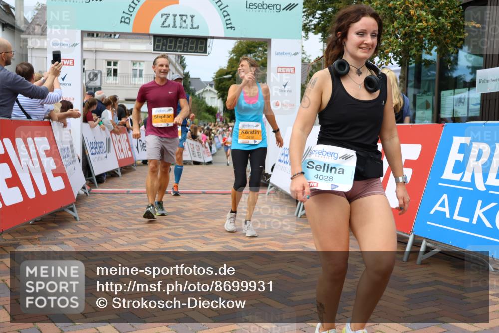 31.08.2025 - 21. Blankeneser Heldenlauf Strokosch-Dieckow http://msf.ph/oto/8699931 31.08.2025 12:41:03 Ziel 5362, 5360, 5616, 5677, 5678, 4011, 4028 meine-sportfotos.de