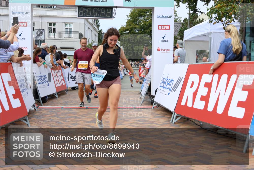 31.08.2025 - 21. Blankeneser Heldenlauf Strokosch-Dieckow http://msf.ph/oto/8699943 31.08.2025 12:41:02 Ziel 5362, 5360, 5408, 5616, 5677, 5678, 4011, 4028 meine-sportfotos.de