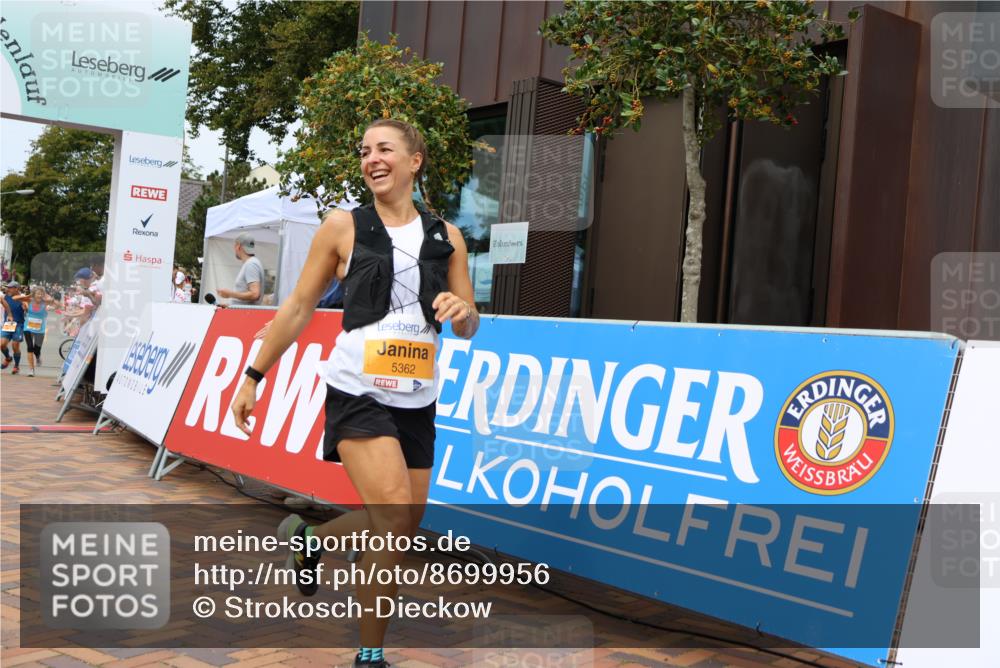 31.08.2025 - 21. Blankeneser Heldenlauf Strokosch-Dieckow http://msf.ph/oto/8699956 31.08.2025 12:40:57 Ziel 5362, 5360, 5408, 5752, 5616, 4011, 4028 meine-sportfotos.de