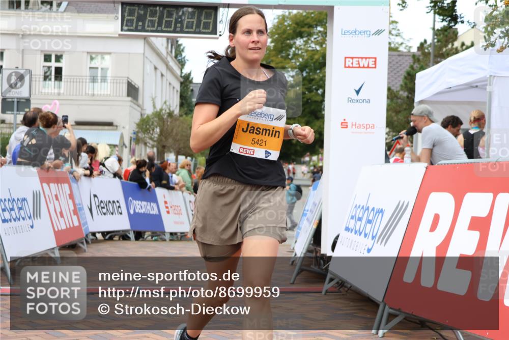 31.08.2025 - 21. Blankeneser Heldenlauf Strokosch-Dieckow http://msf.ph/oto/8699959 31.08.2025 12:53:53 Ziel 5421 meine-sportfotos.de