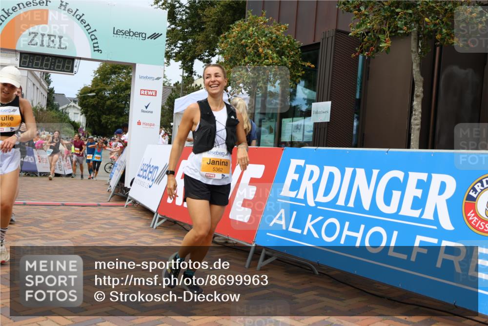 31.08.2025 - 21. Blankeneser Heldenlauf Strokosch-Dieckow http://msf.ph/oto/8699963 31.08.2025 12:40:57 Ziel 5362, 5360, 5408, 5752, 5616, 4011, 4028 meine-sportfotos.de