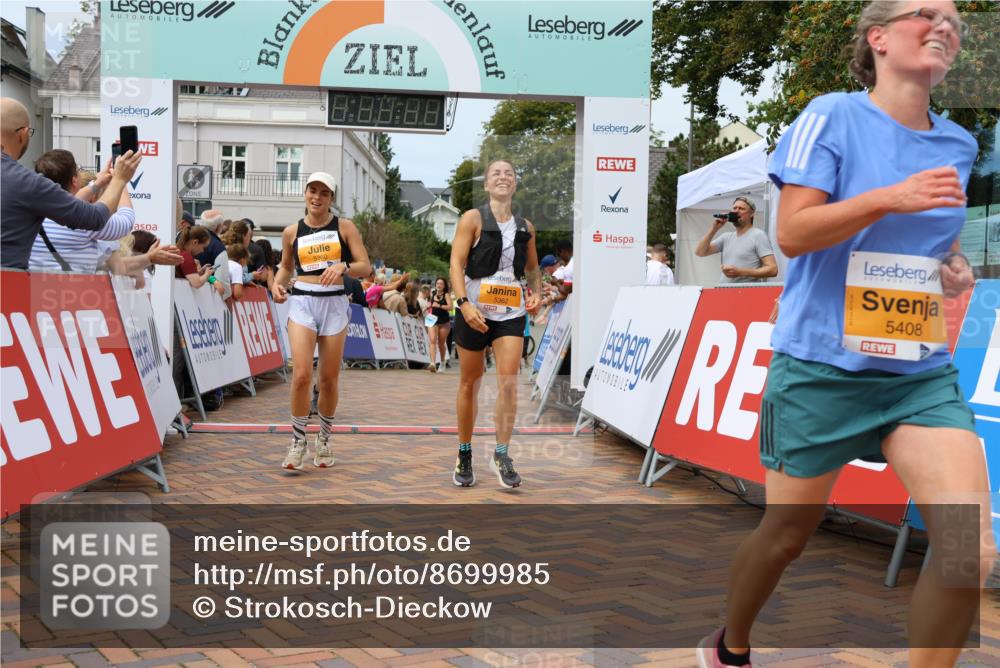 31.08.2025 - 21. Blankeneser Heldenlauf Strokosch-Dieckow http://msf.ph/oto/8699985 31.08.2025 12:40:56 Ziel 5362, 5360, 5408, 5752, 4011, 4028 meine-sportfotos.de