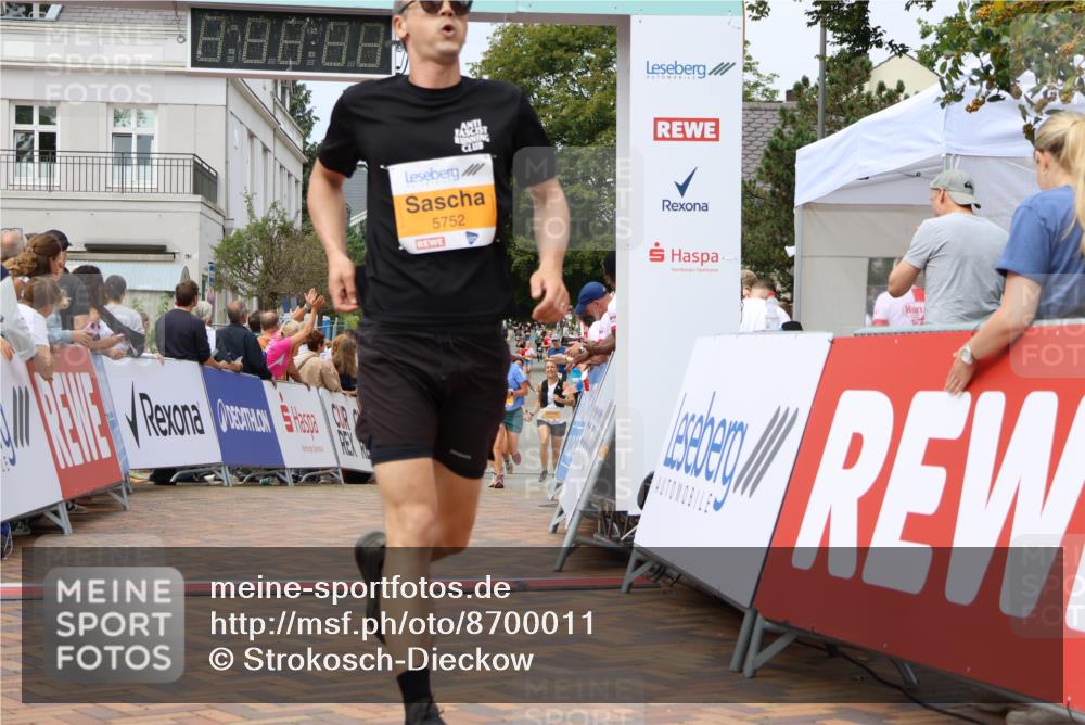 31.08.2025 - 21. Blankeneser Heldenlauf Strokosch-Dieckow http://msf.ph/oto/8700011 31.08.2025 12:40:50 Ziel 5408, 5752 meine-sportfotos.de