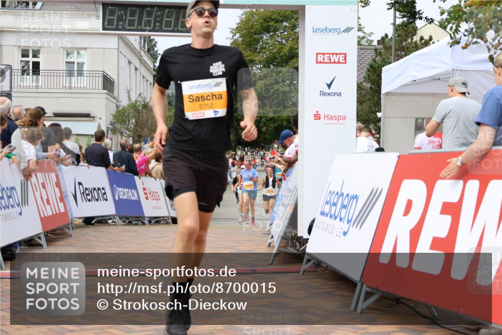 31.08.2025 - 21. Blankeneser Heldenlauf Strokosch-Dieckow http://msf.ph/oto/8700015 31.08.2025 12:40:50 Ziel 5408, 5752 meine-sportfotos.de