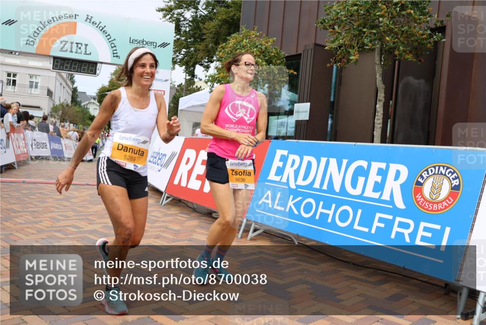 31.08.2025 - 21. Blankeneser Heldenlauf Strokosch-Dieckow http://msf.ph/oto/8700038 31.08.2025 12:40:43 Ziel 5435, 5636, 5289, 4152 meine-sportfotos.de