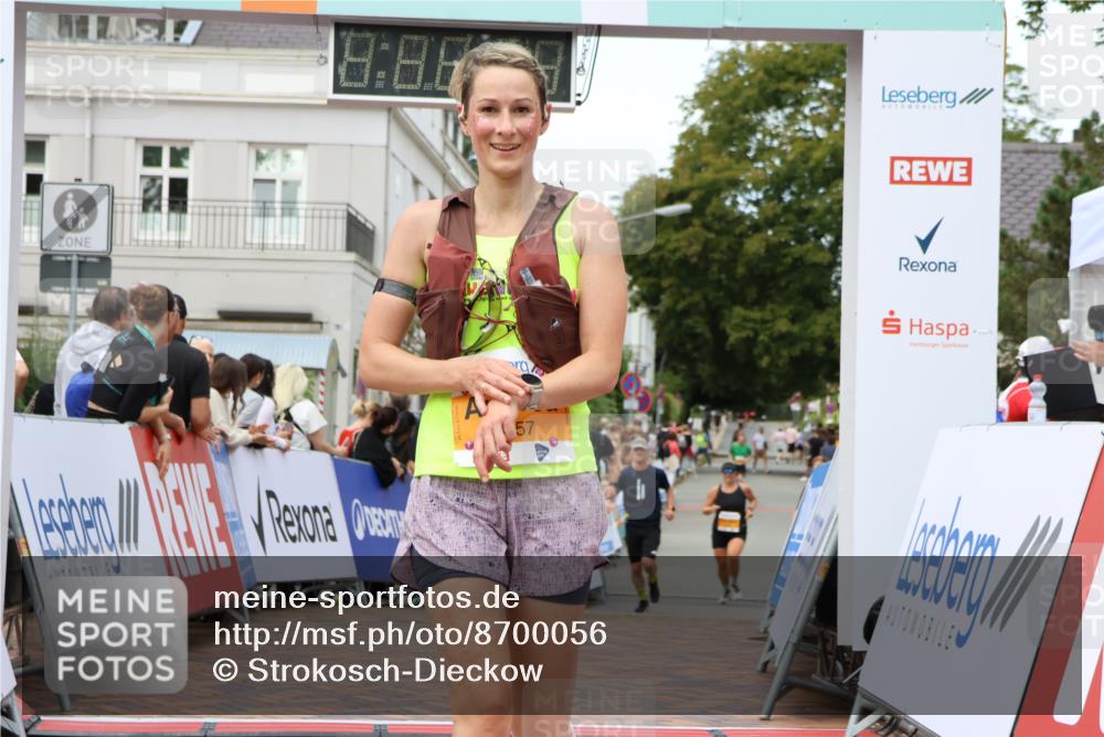 31.08.2025 - 21. Blankeneser Heldenlauf Strokosch-Dieckow http://msf.ph/oto/8700056 31.08.2025 12:53:24 Ziel 5557 meine-sportfotos.de