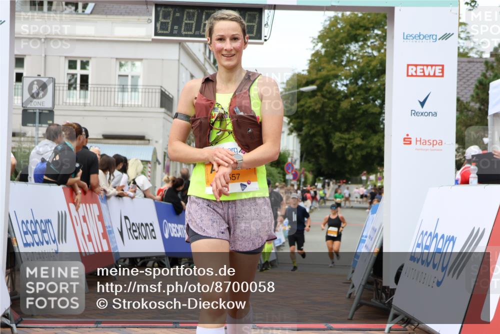 31.08.2025 - 21. Blankeneser Heldenlauf Strokosch-Dieckow http://msf.ph/oto/8700058 31.08.2025 12:53:24 Ziel 5557 meine-sportfotos.de