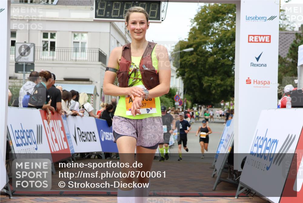 31.08.2025 - 21. Blankeneser Heldenlauf Strokosch-Dieckow http://msf.ph/oto/8700061 31.08.2025 12:53:24 Ziel 5557 meine-sportfotos.de