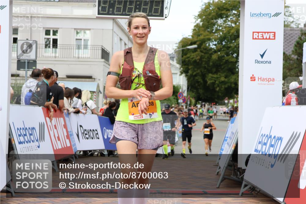 31.08.2025 - 21. Blankeneser Heldenlauf Strokosch-Dieckow http://msf.ph/oto/8700063 31.08.2025 12:53:24 Ziel 5557 meine-sportfotos.de