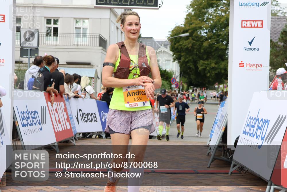 31.08.2025 - 21. Blankeneser Heldenlauf Strokosch-Dieckow http://msf.ph/oto/8700068 31.08.2025 12:53:24 Ziel 5557 meine-sportfotos.de