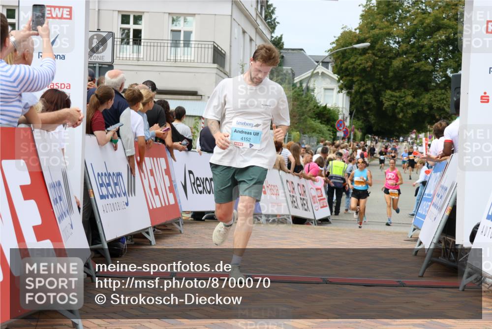 31.08.2025 - 21. Blankeneser Heldenlauf Strokosch-Dieckow http://msf.ph/oto/8700070 31.08.2025 12:40:35 Ziel 4152 meine-sportfotos.de
