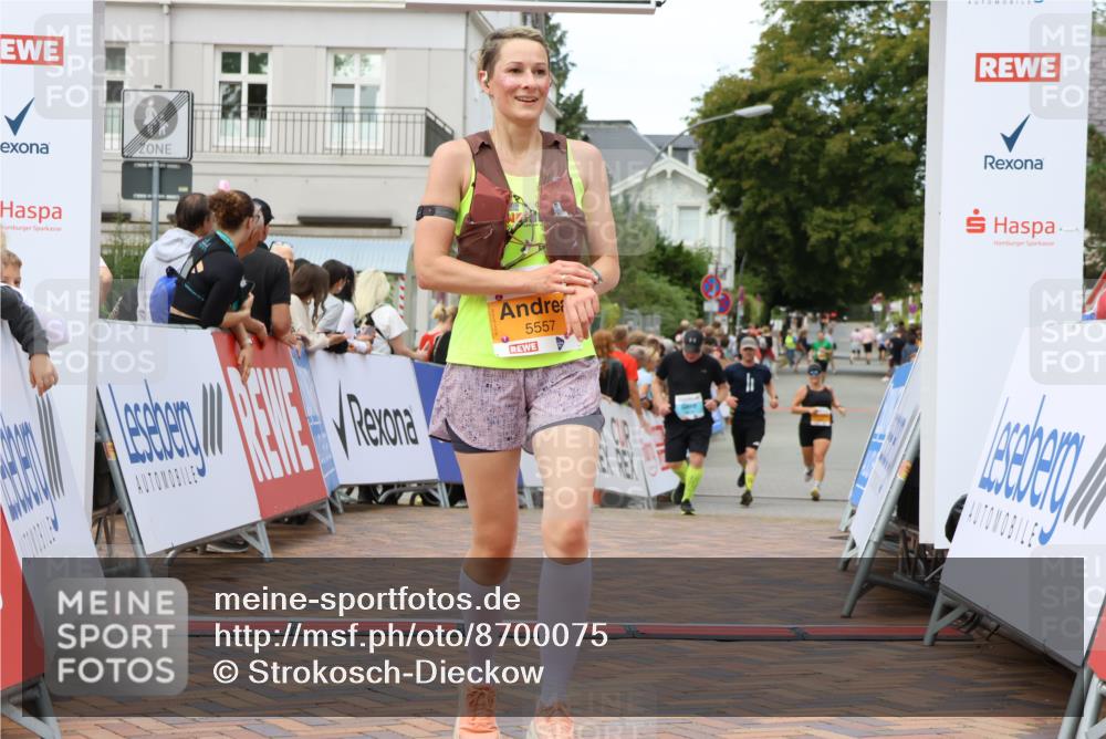 31.08.2025 - 21. Blankeneser Heldenlauf Strokosch-Dieckow http://msf.ph/oto/8700075 31.08.2025 12:53:24 Ziel 5557 meine-sportfotos.de