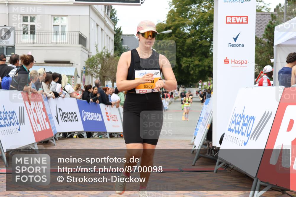 31.08.2025 - 21. Blankeneser Heldenlauf Strokosch-Dieckow http://msf.ph/oto/8700098 31.08.2025 12:53:11 Ziel 5209 meine-sportfotos.de