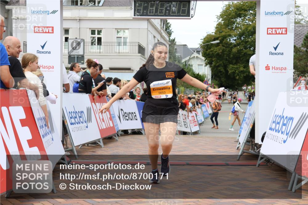 31.08.2025 - 21. Blankeneser Heldenlauf Strokosch-Dieckow http://msf.ph/oto/8700171 31.08.2025 12:52:36 Ziel 5653 meine-sportfotos.de