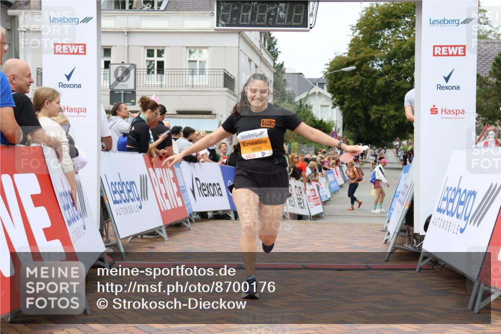 31.08.2025 - 21. Blankeneser Heldenlauf Strokosch-Dieckow http://msf.ph/oto/8700176 31.08.2025 12:52:36 Ziel 5653 meine-sportfotos.de
