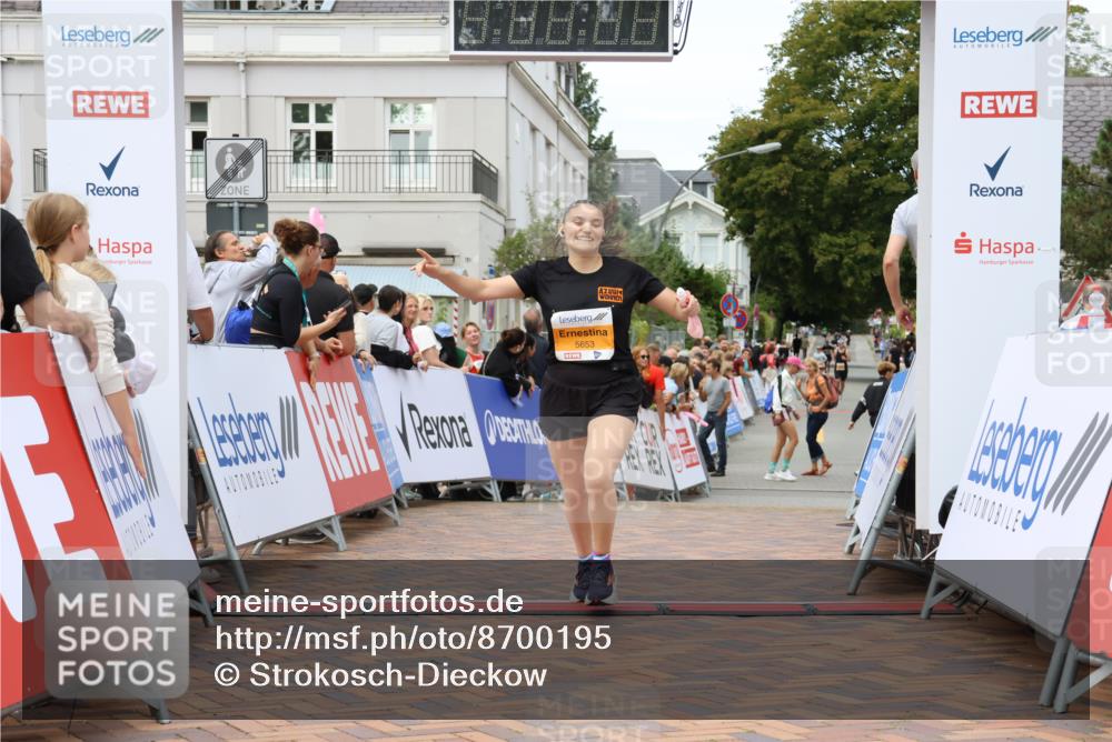 31.08.2025 - 21. Blankeneser Heldenlauf Strokosch-Dieckow http://msf.ph/oto/8700195 31.08.2025 12:52:35 Ziel 5653 meine-sportfotos.de