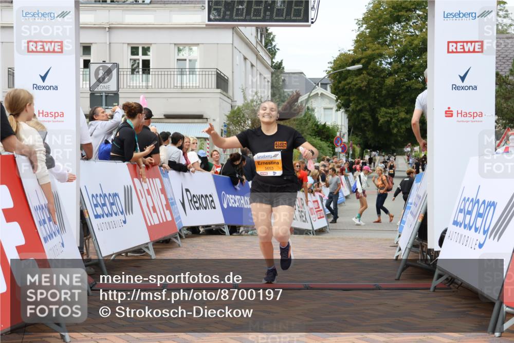 31.08.2025 - 21. Blankeneser Heldenlauf Strokosch-Dieckow http://msf.ph/oto/8700197 31.08.2025 12:52:35 Ziel 5653 meine-sportfotos.de